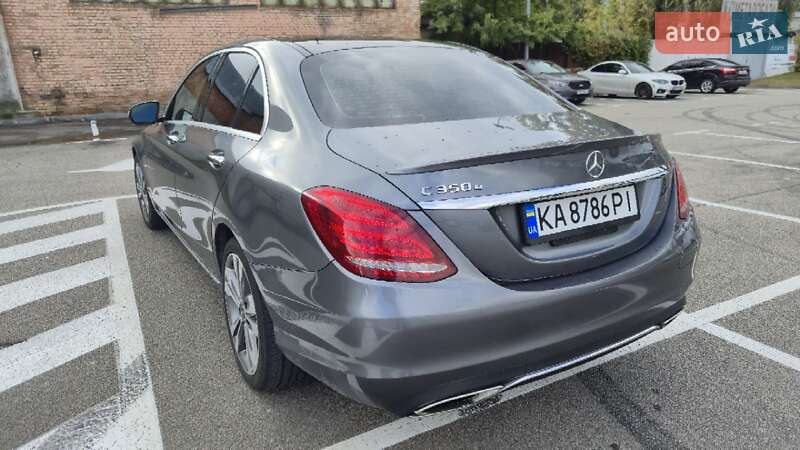 Седан Mercedes-Benz C-Class 2017 в Киеве