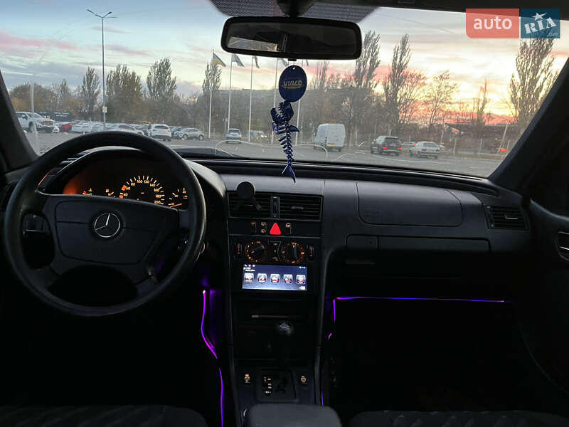Універсал Mercedes-Benz C-Class 2000 в Дніпрі фото 15 Універсал Mercedes-Benz C-Class 2000 в Дніпрі