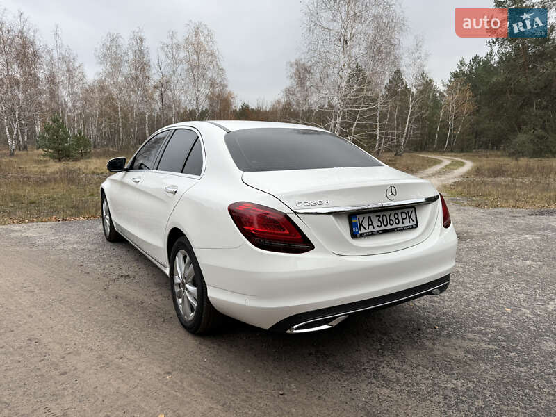Седан Mercedes-Benz C-Class 2018 в Киеве фото 7 Седан Mercedes-Benz C-Class 2018 в Киеве