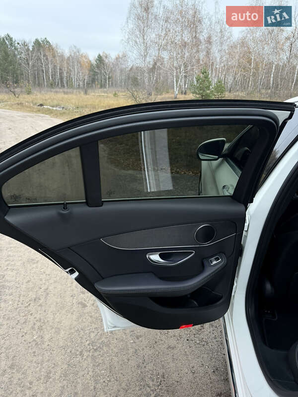 Седан Mercedes-Benz C-Class 2018 в Киеве фото 16 Седан Mercedes-Benz C-Class 2018 в Киеве