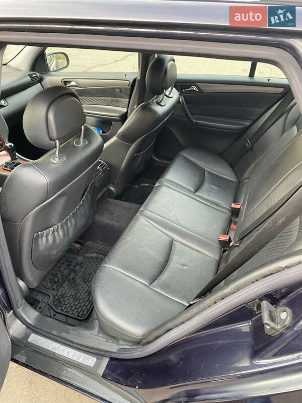 Універсал Mercedes-Benz C-Class 2003 в Києві