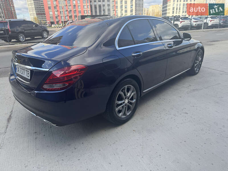 Седан Mercedes-Benz C-Class 2015 в Киеве
