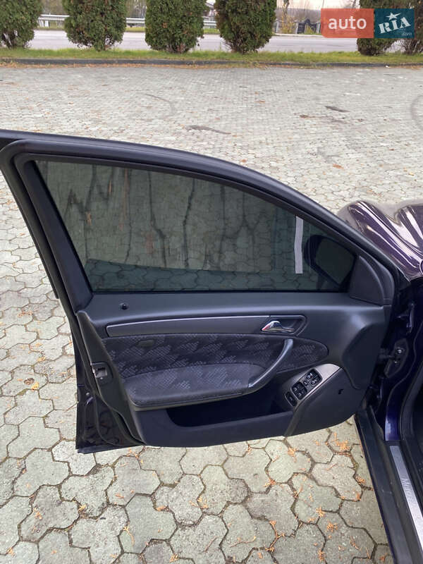 Седан Mercedes-Benz C-Class 2001 в Дубно фото 7 Седан Mercedes-Benz C-Class 2001 в Дубно