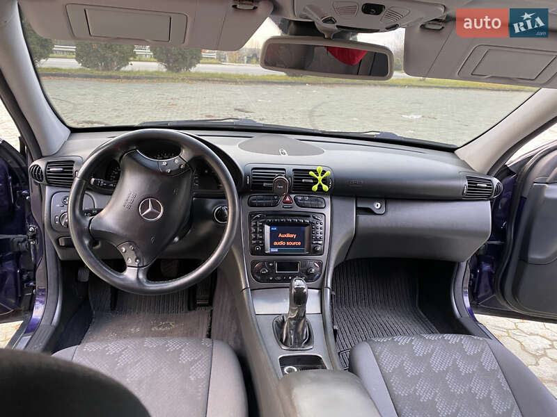 Седан Mercedes-Benz C-Class 2001 в Дубно фото 14 Седан Mercedes-Benz C-Class 2001 в Дубно
