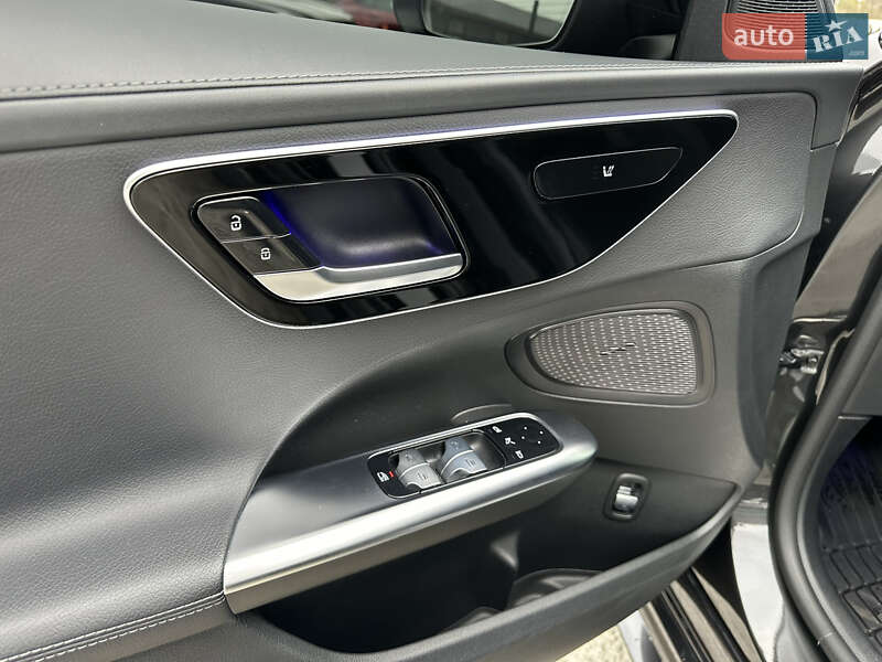 Седан Mercedes-Benz C-Class 2021 в Киеве