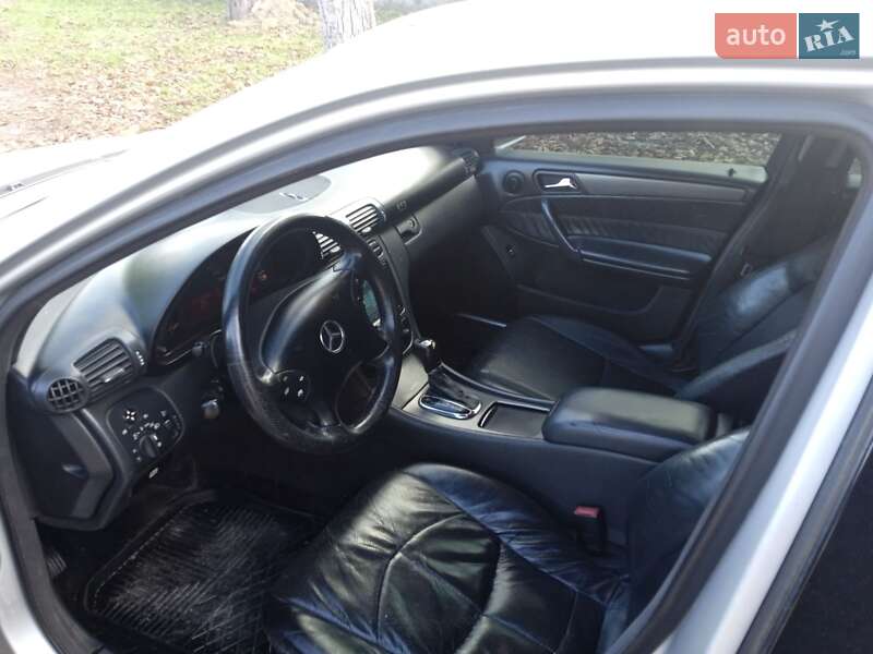 Седан Mercedes-Benz C-Class 2001 в Каменском
