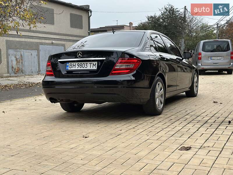 Седан Mercedes-Benz C-Class 2013 в Одесі фото 20 Седан Mercedes-Benz C-Class 2013 в Одесі