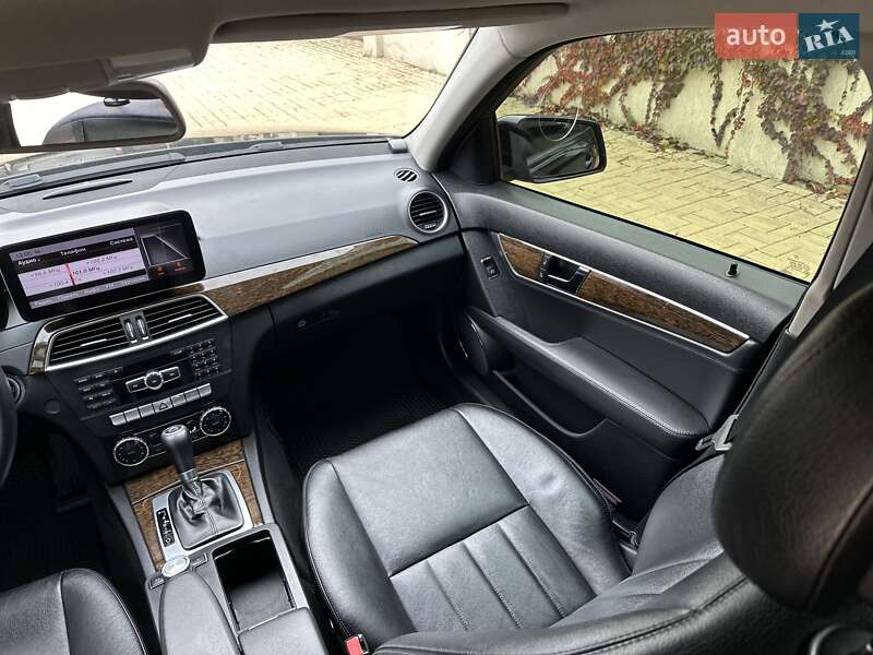 Седан Mercedes-Benz C-Class 2013 в Одесі фото 23 Седан Mercedes-Benz C-Class 2013 в Одесі