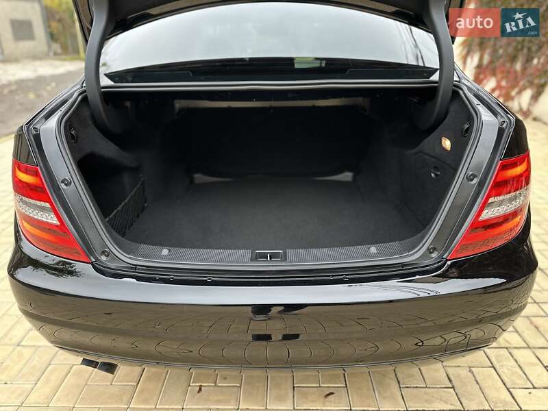 Седан Mercedes-Benz C-Class 2013 в Одесі фото 58 Седан Mercedes-Benz C-Class 2013 в Одесі