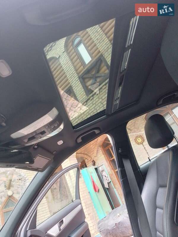 Седан Mercedes-Benz C-Class 2014 в Києві