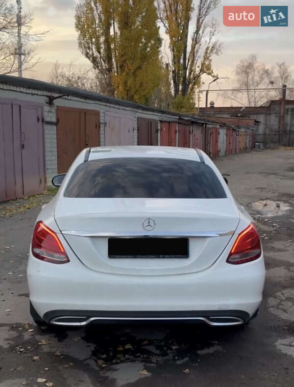 Седан Mercedes-Benz C-Class 2016 в Києві
