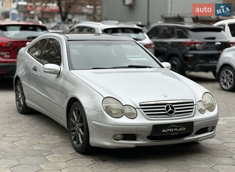 Купе Mercedes-Benz C-Class 2004 в Одесі фото 4 Купе Mercedes-Benz C-Class 2004 в Одесі
