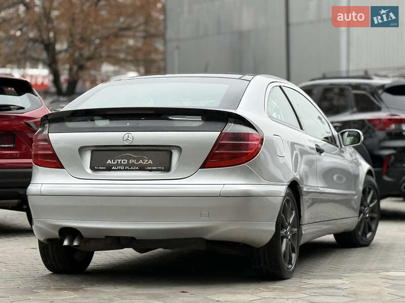 Купе Mercedes-Benz C-Class 2004 в Одесі фото 28 Купе Mercedes-Benz C-Class 2004 в Одесі