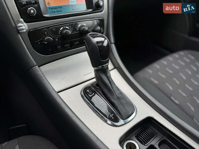 Купе Mercedes-Benz C-Class 2004 в Одесі фото 53 Купе Mercedes-Benz C-Class 2004 в Одесі