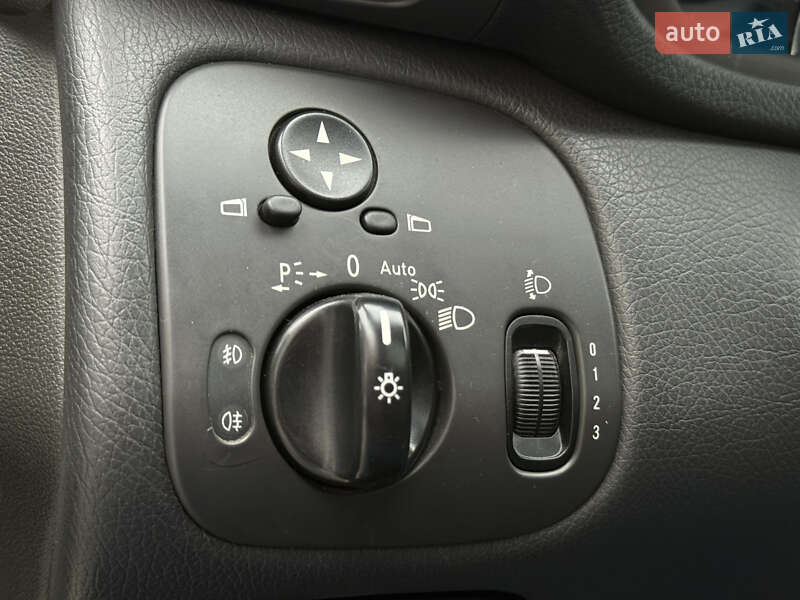 Купе Mercedes-Benz C-Class 2004 в Одесі фото 59 Купе Mercedes-Benz C-Class 2004 в Одесі
