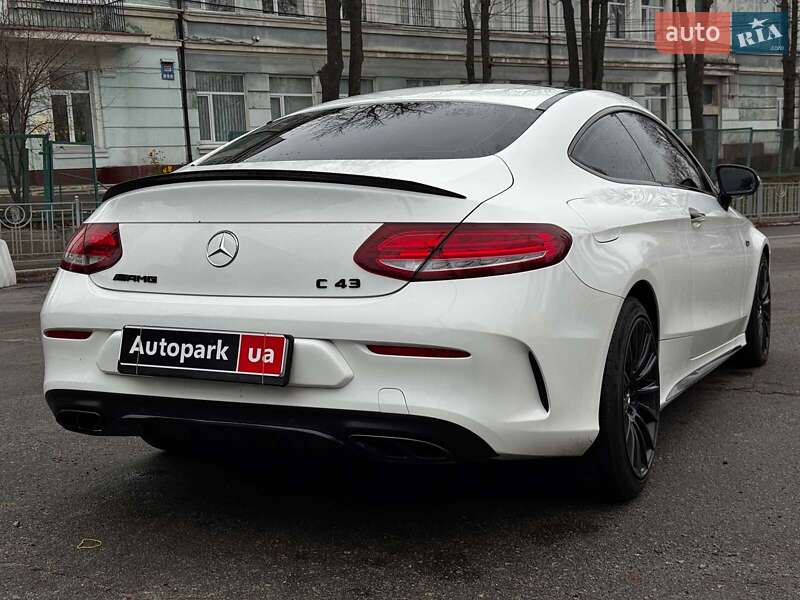 Купе Mercedes-Benz C-Class 2016 в Києві