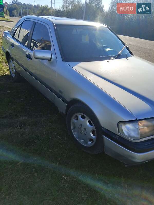 Седан Mercedes-Benz C-Class 1995 в Яворові фото 4 Седан Mercedes-Benz C-Class 1995 в Яворові