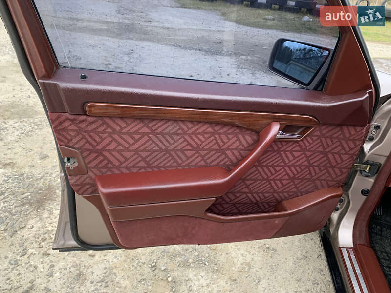 Седан Mercedes-Benz C-Class 1993 в Каменке-Бугской