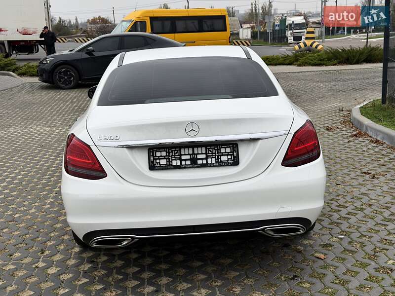 Седан Mercedes-Benz C-Class 2021 в Одессе фото 7 Седан Mercedes-Benz C-Class 2021 в Одессе