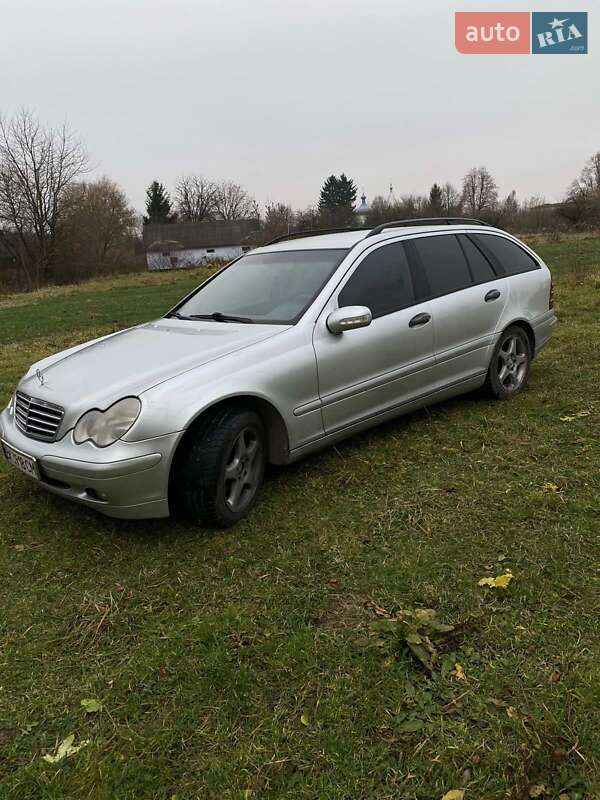 Універсал Mercedes-Benz C-Class 2001 в Рівному фото 2 Універсал Mercedes-Benz C-Class 2001 в Рівному