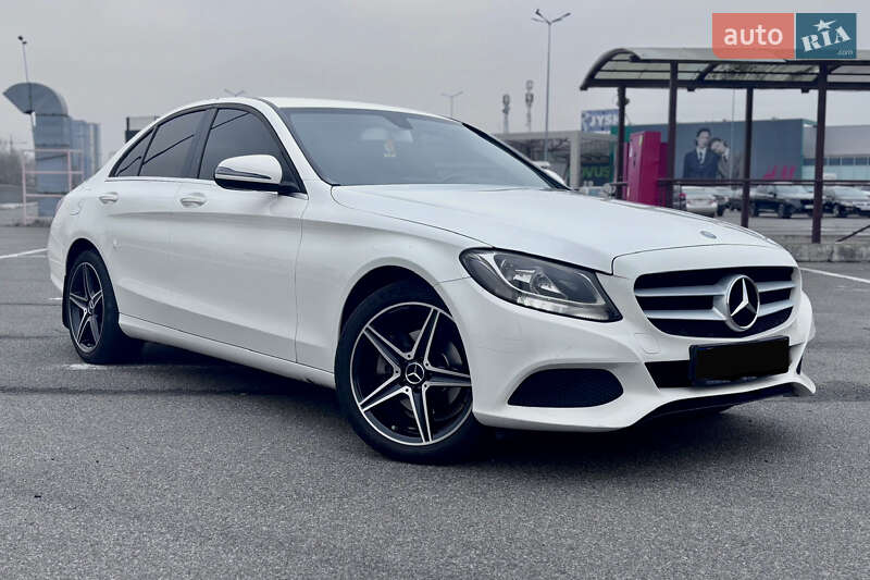 Mercedes-Benz C-Class 2016