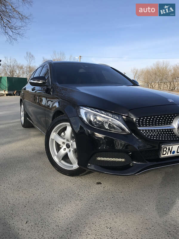 Універсал Mercedes-Benz C-Class 2016 в Тернополі