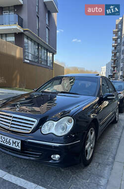 Седан Mercedes-Benz C-Class 2006 в Львові