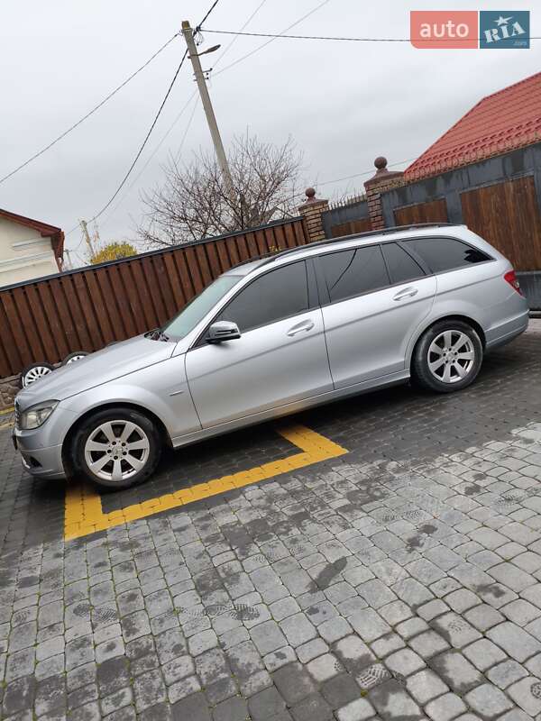 Универсал Mercedes-Benz C-Class 2010 в Копычинце фото 16 Универсал Mercedes-Benz C-Class 2010 в Копычинце