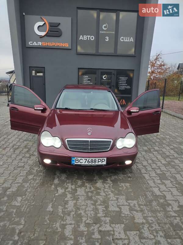 Седан Mercedes-Benz C-Class 2001 в Львові