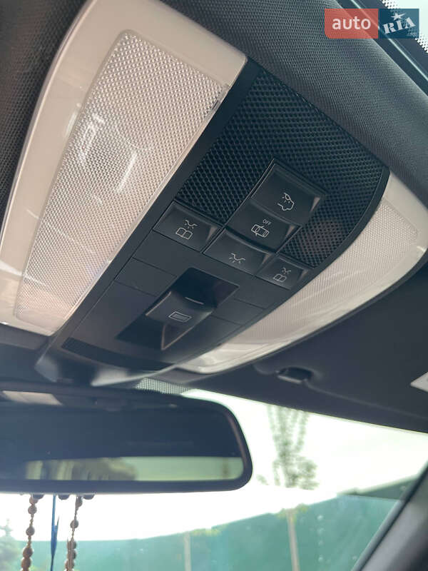 Седан Mercedes-Benz C-Class 2011 в Києві