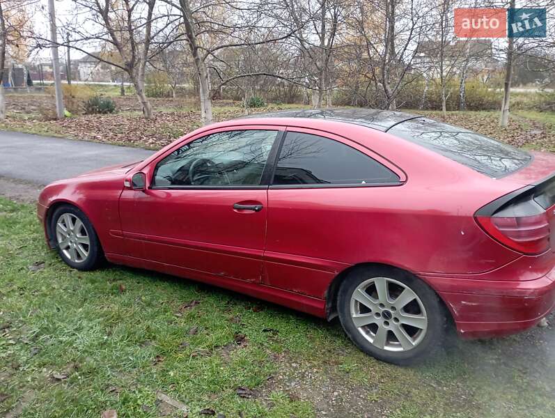 Купе Mercedes-Benz C-Class 2001 в Ужгороді фото 6 Купе Mercedes-Benz C-Class 2001 в Ужгороді
