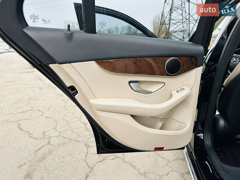 Седан Mercedes-Benz C-Class 2016 в Харькове