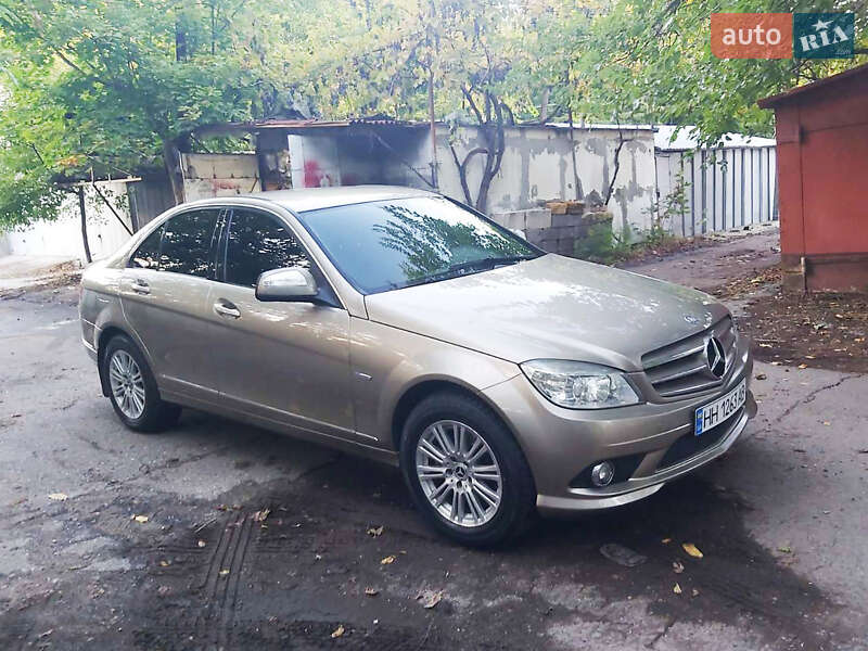Седан Mercedes-Benz C-Class 2007 в Одесі