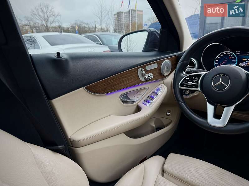 Седан Mercedes-Benz C-Class 2018 в Києві