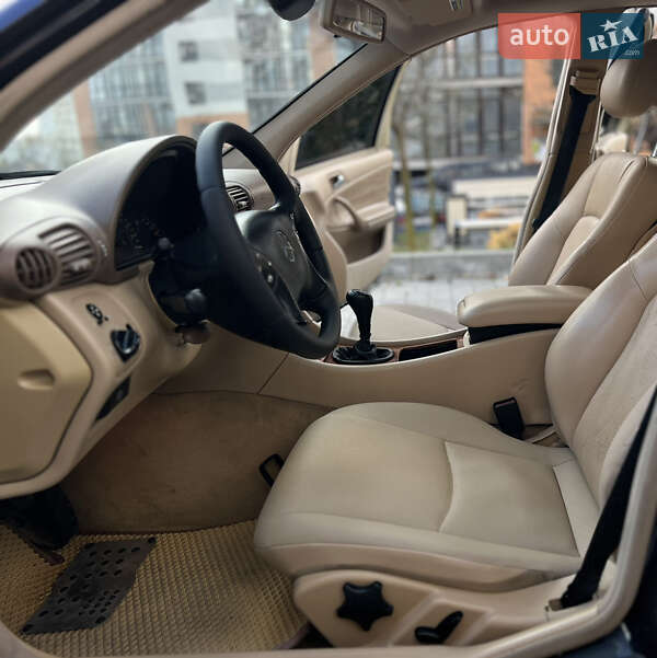 Седан Mercedes-Benz C-Class 2001 в Івано-Франківську фото 13 Седан Mercedes-Benz C-Class 2001 в Івано-Франківську