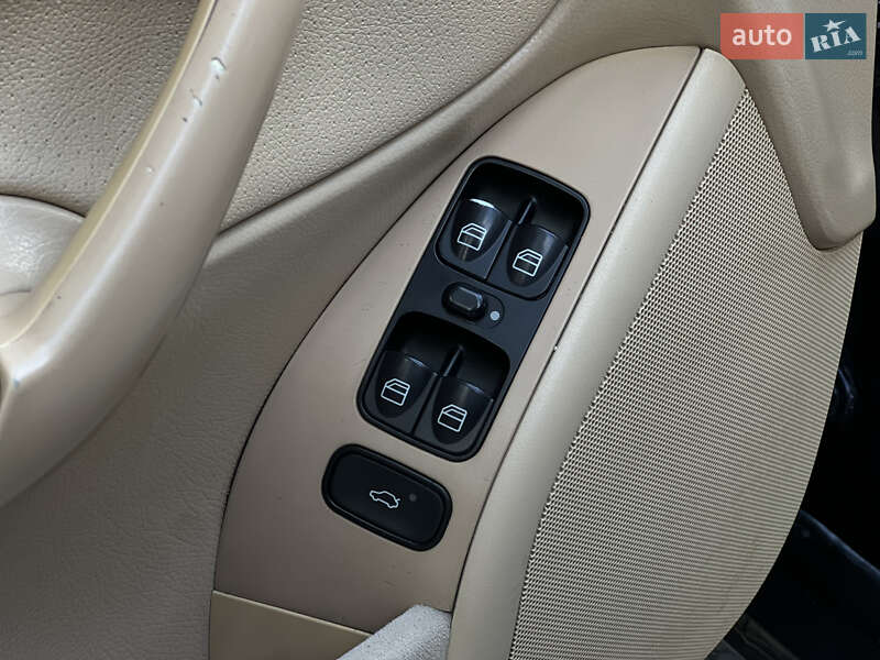 Седан Mercedes-Benz C-Class 2001 в Івано-Франківську фото 18 Седан Mercedes-Benz C-Class 2001 в Івано-Франківську
