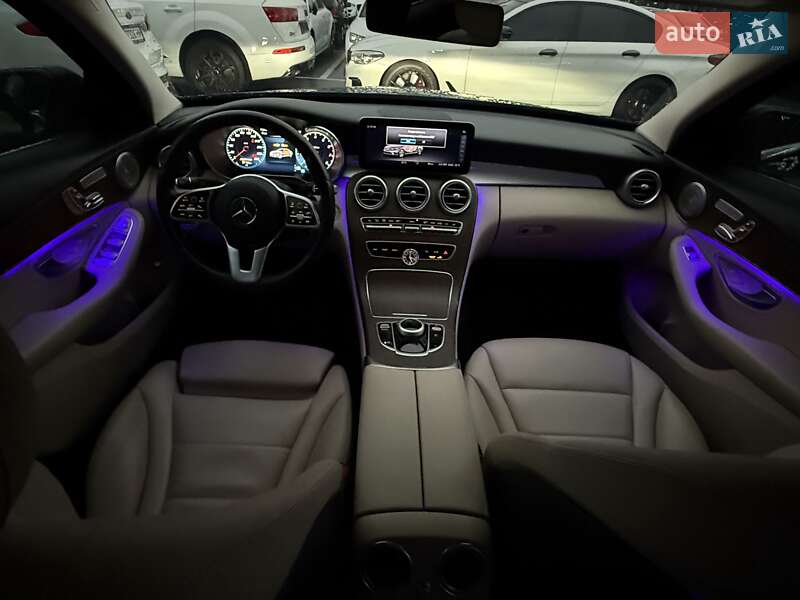 Седан Mercedes-Benz C-Class 2018 в Києві
