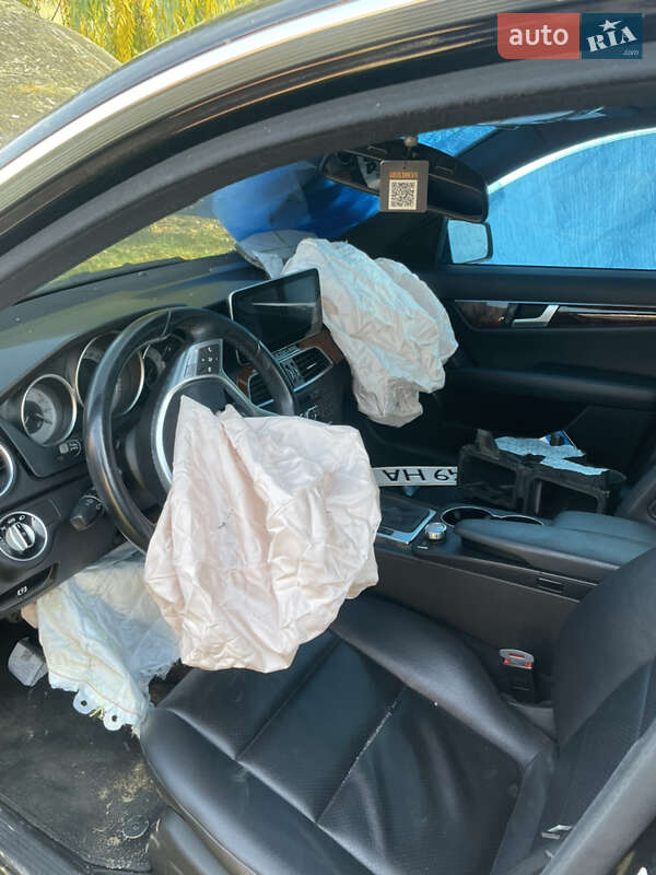 Седан Mercedes-Benz C-Class 2012 в Черновцах фото 6 Седан Mercedes-Benz C-Class 2012 в Черновцах