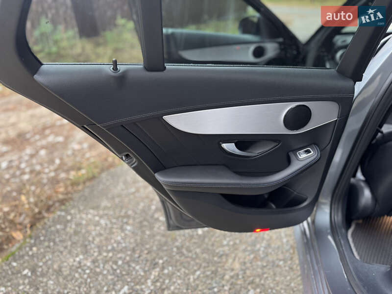 Универсал Mercedes-Benz C-Class 2020 в Киеве фото 19 Универсал Mercedes-Benz C-Class 2020 в Киеве