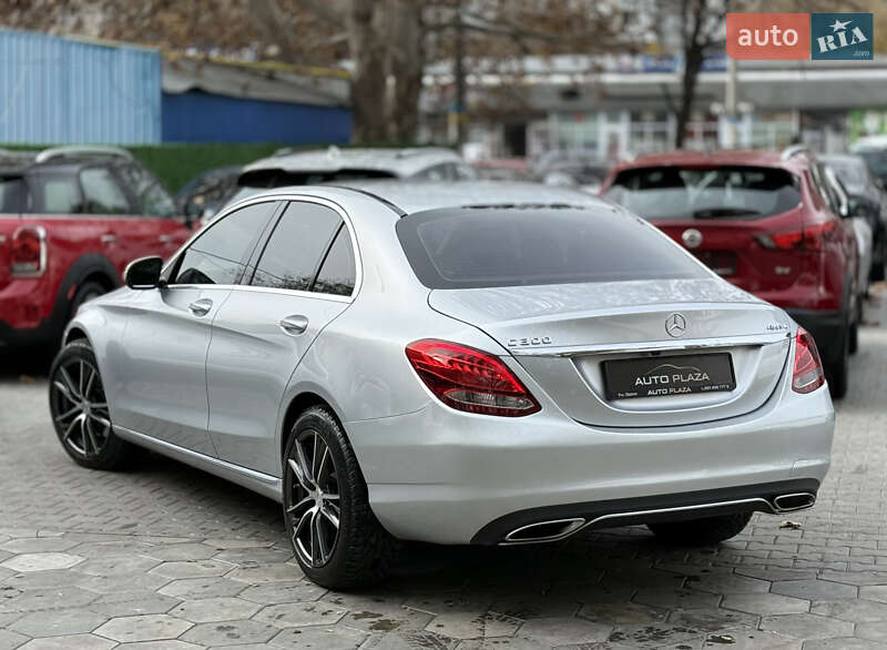 Седан Mercedes-Benz C-Class 2015 в Одесі фото 33 Седан Mercedes-Benz C-Class 2015 в Одесі