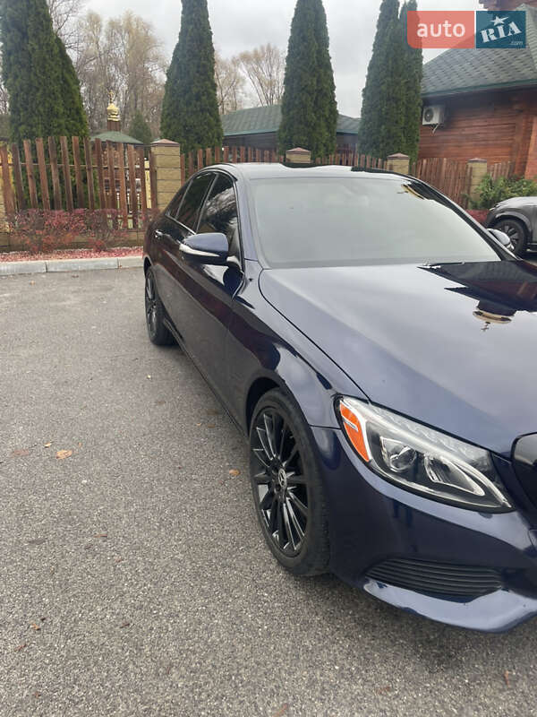 Седан Mercedes-Benz C-Class 2015 в Днепре