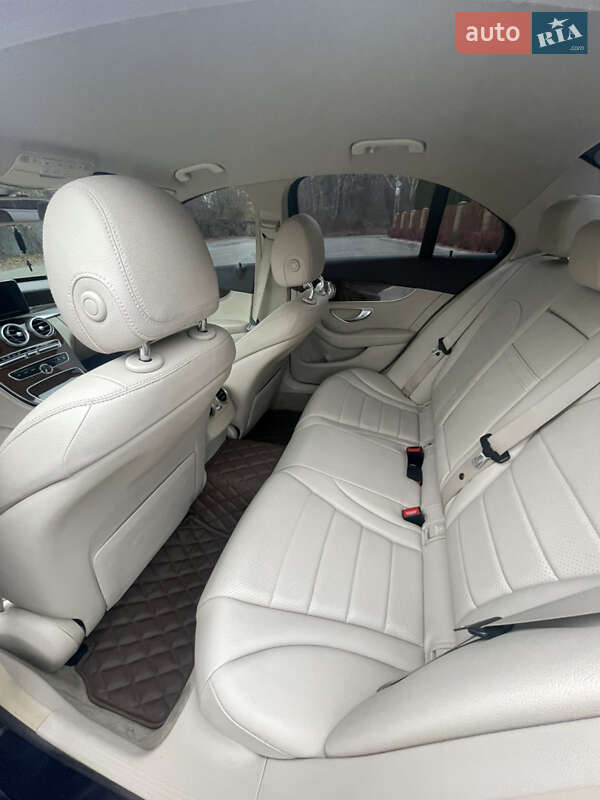 Седан Mercedes-Benz C-Class 2015 в Днепре