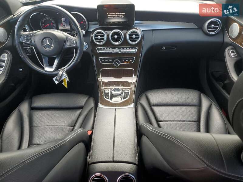 Седан Mercedes-Benz C-Class 2018 в Львові