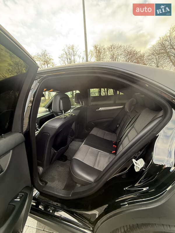 Седан Mercedes-Benz C-Class 2013 в Виннице фото 14 Седан Mercedes-Benz C-Class 2013 в Виннице