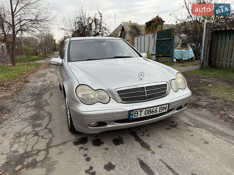 Універсал Mercedes-Benz C-Class 2003 в Кременчуці фото 16 Універсал Mercedes-Benz C-Class 2003 в Кременчуці