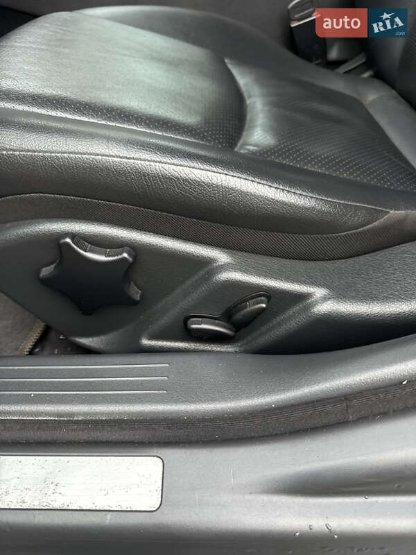 Універсал Mercedes-Benz C-Class 2003 в Кременчуці фото 30 Універсал Mercedes-Benz C-Class 2003 в Кременчуці