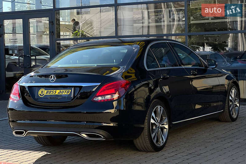 Седан Mercedes-Benz C-Class 2015 в Івано-Франківську