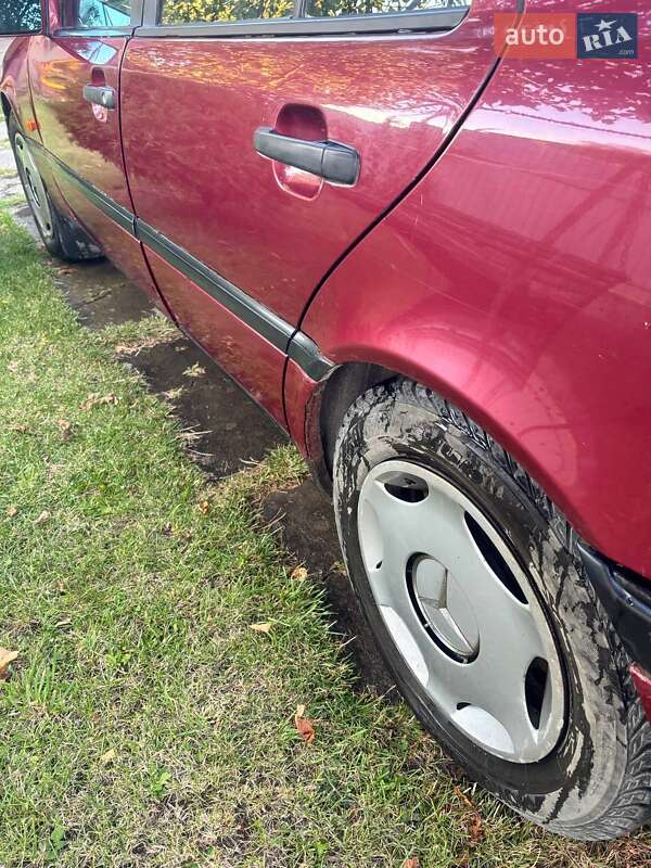 Седан Mercedes-Benz C-Class 1995 в Теребовле