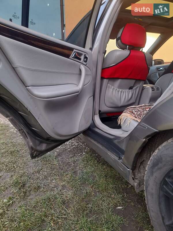 Седан Mercedes-Benz C-Class 2003 в Стрые фото 22 Седан Mercedes-Benz C-Class 2003 в Стрые