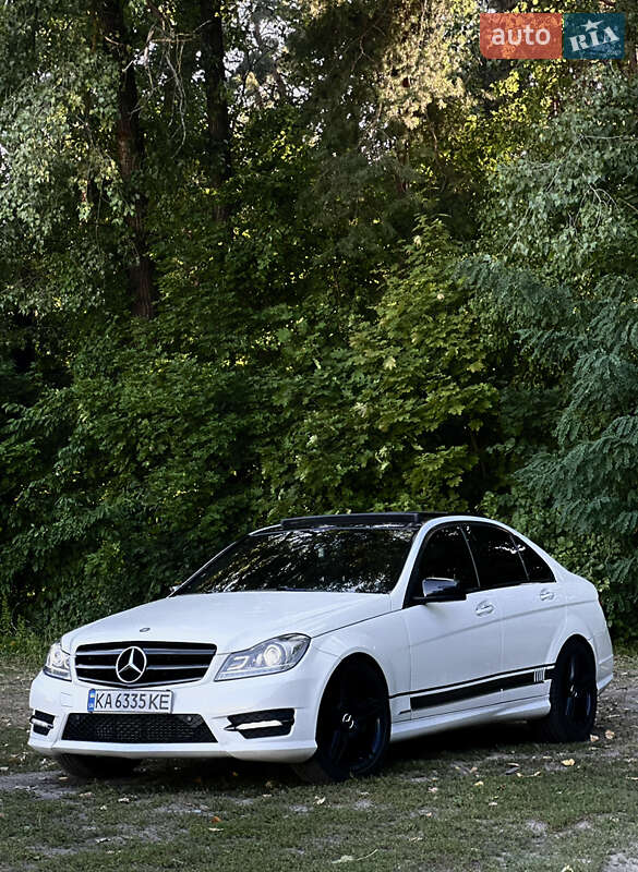Седан Mercedes-Benz C-Class 2013 в Чернігові фото 5 Седан Mercedes-Benz C-Class 2013 в Чернігові